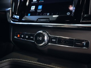 Volvo V90 B4 R-Design AWD