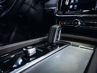 Volvo V90 B4 R-Design AWD