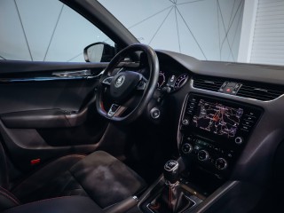 Škoda Octavia 2.0 TSI 180kW RS