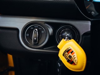 Porsche Cayman GT4 309 kW