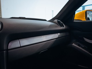 Porsche Cayman GT4 309 kW