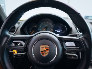 Porsche Cayman GT4 309 kW