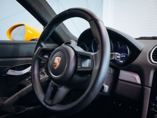 Porsche Cayman GT4 309 kW