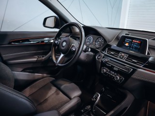 BMW X1 2.0 xDrive 18d AT Sport Line