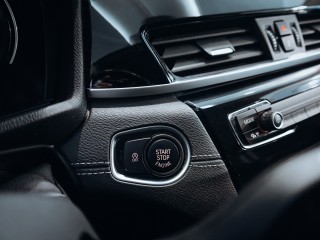 BMW X1 2.0 xDrive 18d AT Sport Line