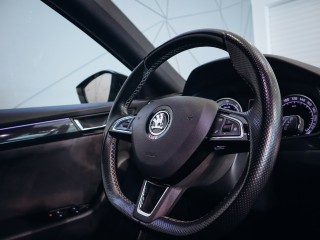Škoda Superb Combi Sportline TDI 140kW