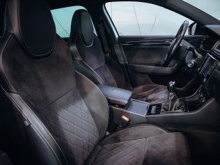 Škoda Superb Combi Sportline TDI 140kW