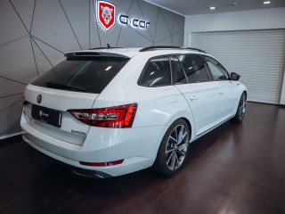 Škoda Superb Combi Sportline TDI 140kW