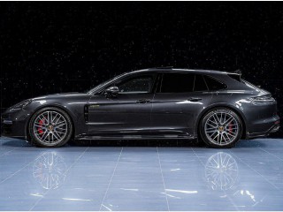 Porsche Panamera 4S E-Hybrid ST Chrono