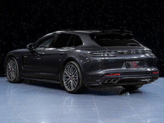 Porsche Panamera 4S E-Hybrid ST Chrono