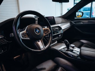 BMW 530d xDrive M-paket 195 kW