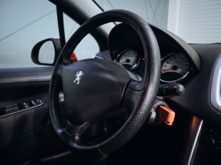 Peugeot 207 1.4i 16V 70kW