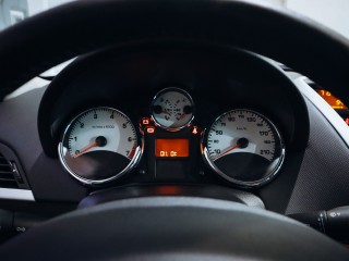 Peugeot 207 1.4i 16V 70kW