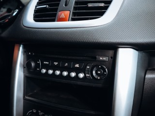 Peugeot 207 1.4i 16V 70kW