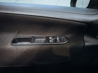 Peugeot 207 1.4i 16V 70kW