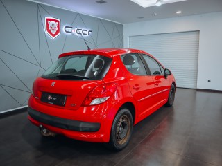 Peugeot 207 1.4i 16V 70kW