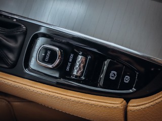 Volvo XC90 D5 AWD Momentum