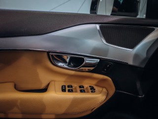 Volvo XC90 D5 AWD Momentum