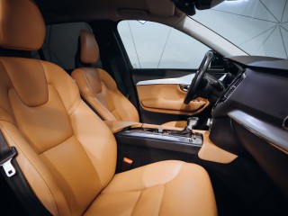 Volvo XC90 D5 AWD Momentum
