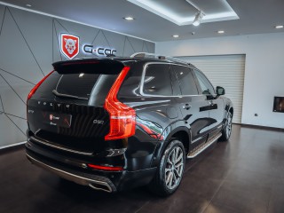 Volvo XC90 D5 AWD Momentum
