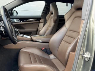 Porsche Panamera 4 E-Hyb Platinum SportDesign
