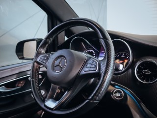 Mercedes-Benz V 300d AMG 4MATIC, Panorama