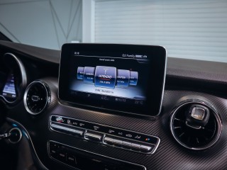 Mercedes-Benz V 300d AMG 4MATIC, Panorama