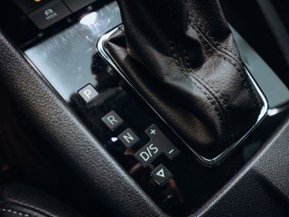 Škoda Octavia Scout kombi 135 kW, 4x4