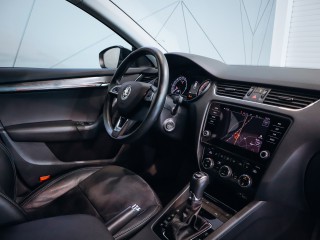 Škoda Octavia Scout kombi 135 kW, 4x4