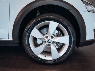 Škoda Octavia Scout kombi 135 kW, 4x4