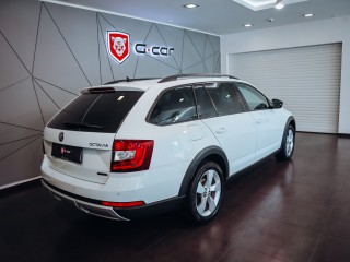 Škoda Octavia Scout kombi 135 kW, 4x4