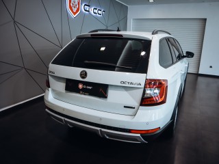 Škoda Octavia Scout kombi 135 kW, 4x4