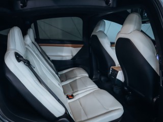 Tesla Model X Long Range 421kW AWD