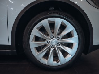 Tesla Model X Long Range 421kW AWD