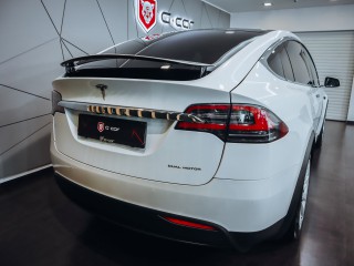 Tesla Model X Long Range 421kW AWD