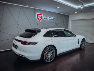 Porsche Panamera GTS Sport Turismo 338 kW