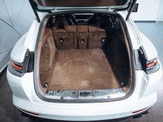 Porsche Panamera GTS Sport Turismo 338 kW