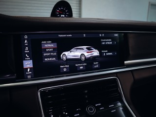 Porsche Panamera GTS Sport Turismo 338 kW