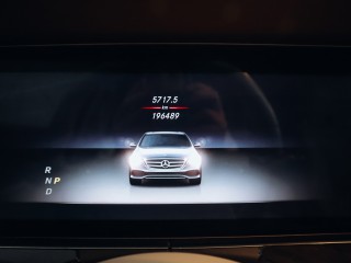 Mercedes-Benz E 220d 4MATIC Avantgarde