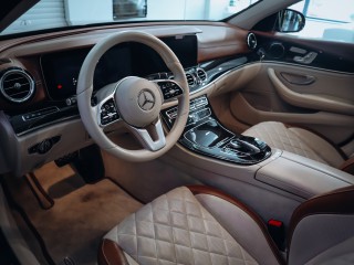 Mercedes-Benz E 220d 4MATIC Avantgarde