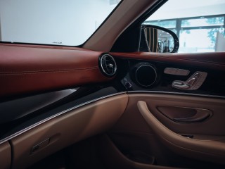 Mercedes-Benz E 220d 4MATIC Avantgarde