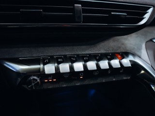 Peugeot 5008 2.0 BlueHDi EAT8 GT Line