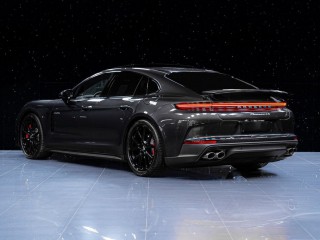 Porsche Panamera 4S E-hybrid