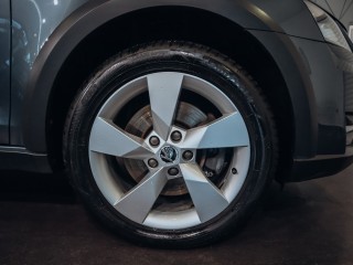 Škoda Octavia Scout 4x4 2,0 TDI