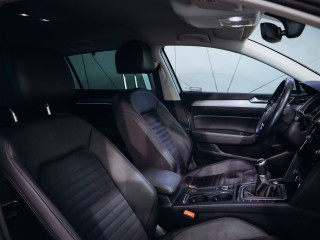 Volkswagen Passat Variant 1.5 TSI Highline Variant