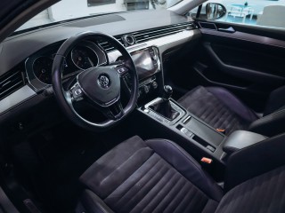 Volkswagen Passat Variant 1.5 TSI Highline Variant