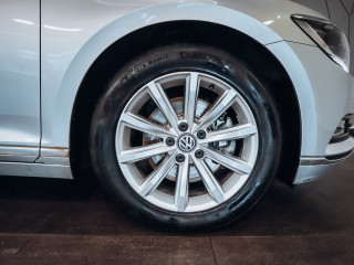 Volkswagen Passat Variant 1.5 TSI Highline Variant