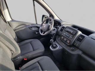 Renault Trafic furgon 2.0 dCi L2H1P2 Cool