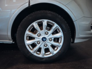 Ford Tourneo Custom 2.0 mHEV 96kW L1 Titanium