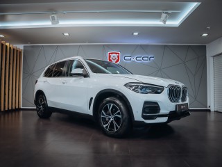 BMW X5 xDrive 30d AT